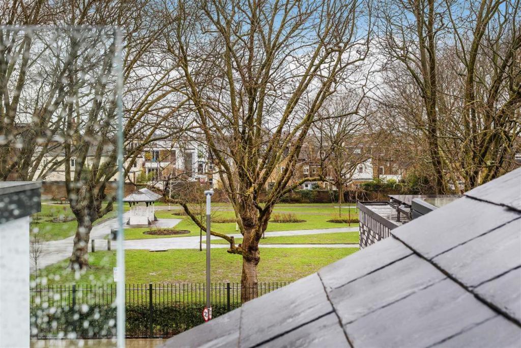 Апартаменты Luxurious Hidden Gem In Wandsworth Лондон Экстерьер фото